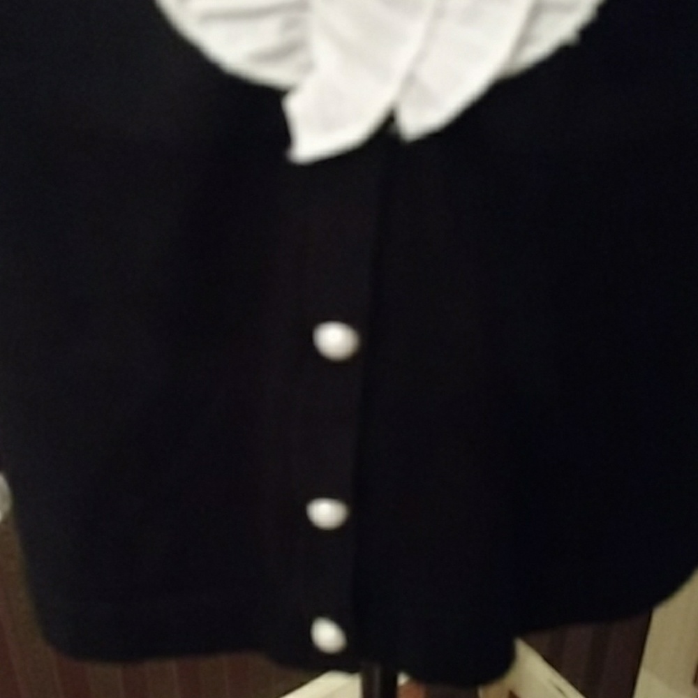 Top - Picture 4 of 7